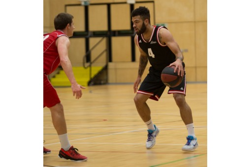 Northumbria Surge Into Semis