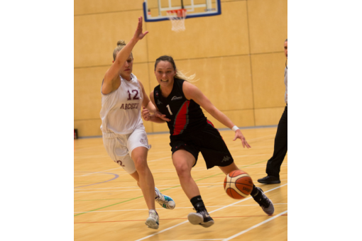 Bunten Praises Battling Northumbria
